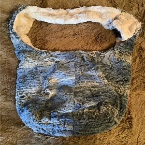 Sew Sweet Minky Reversible shoulder bag, Blue Faux Fur Women's Bag